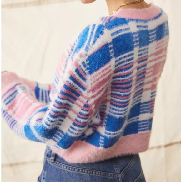 Urban Outfitters baby pink & blue cropped top and sweater size L super soft EUC - Picture 3 of 8